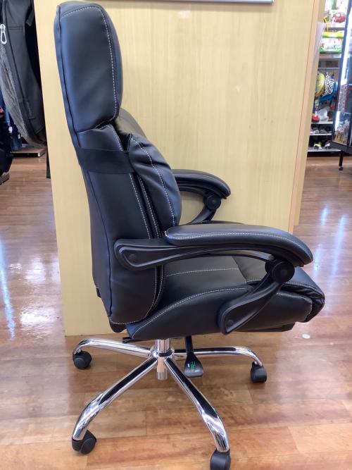 ニトリ フットレスト付オフィスチェア OC702 ブラック