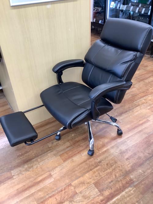 ニトリ フットレスト付オフィスチェア OC702 ブラック