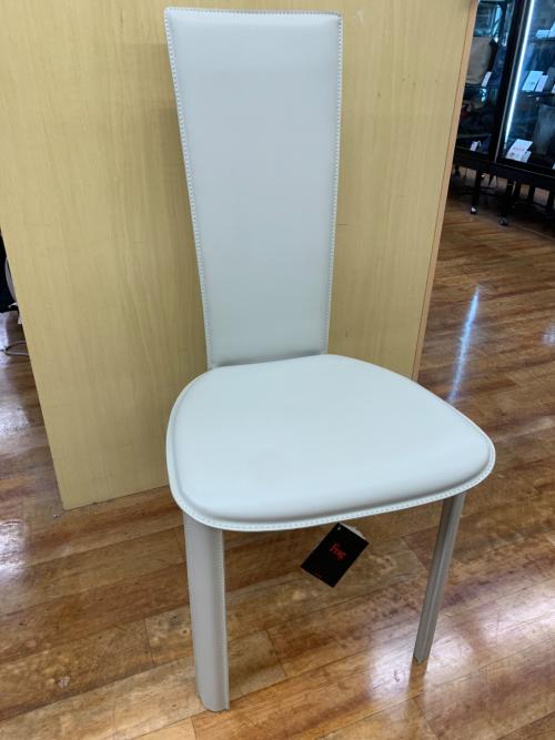 FRAG (フラッグ) ダイニングチェアー ベージュ