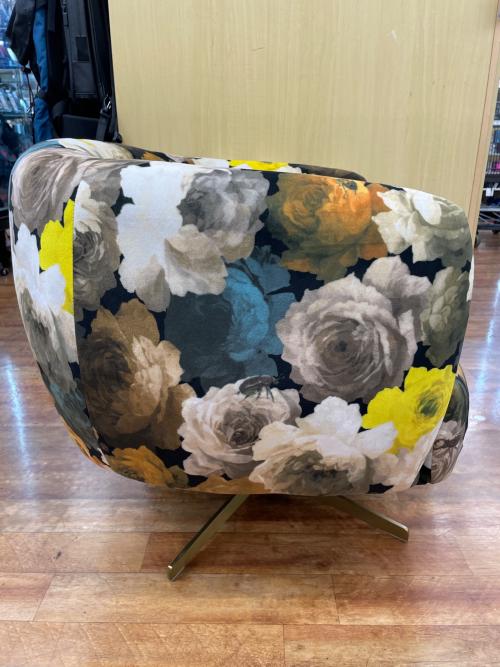 KARE (カレ) スウィベルチェア  マルチカラー