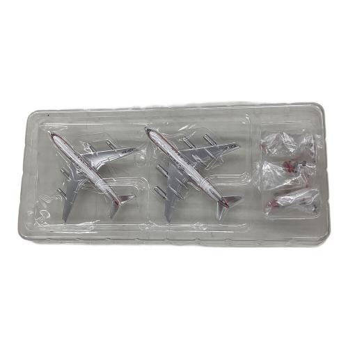 SWISSAIR CV-880/CV-990/with GSE set 飛行機 1:400