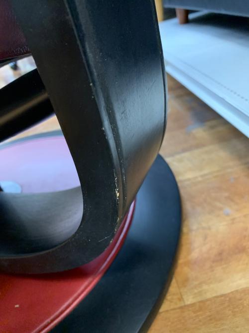 ニトリ リクライニングチェアー レッド プリモ