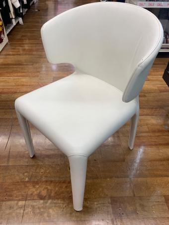 CASSINA (カッシーナ) アームチェアー 張地Yランク想定 ホワイト　HOLA　367