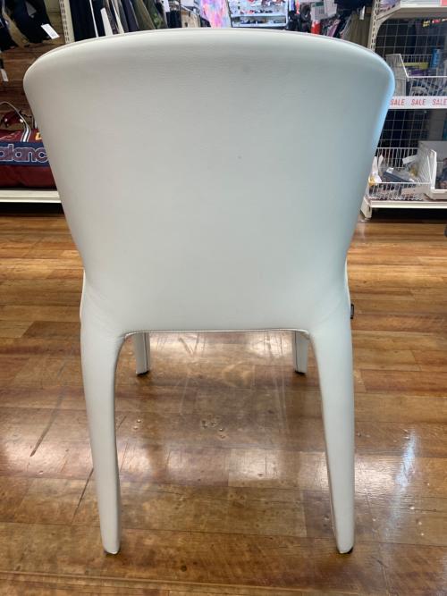 CASSINA (カッシーナ) アームチェアー 張地Yランク想定 ホワイト　HOLA　367