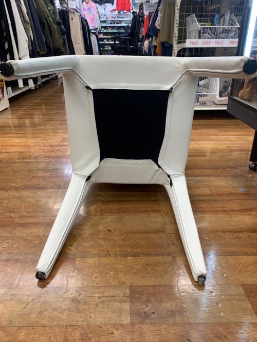 CASSINA (カッシーナ) アームチェアー 張地Yランク想定 ホワイト　HOLA　367