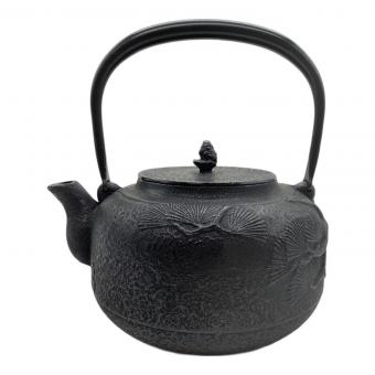 南部鉄器 (ナンブテッキ) 鉄瓶