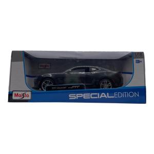 Maisto (マイスト) 2017 50th Anniversary Chevrolet Camaro 1/18 ダイキャストカー 箱ダメージ有 SPECIAL EDITION
