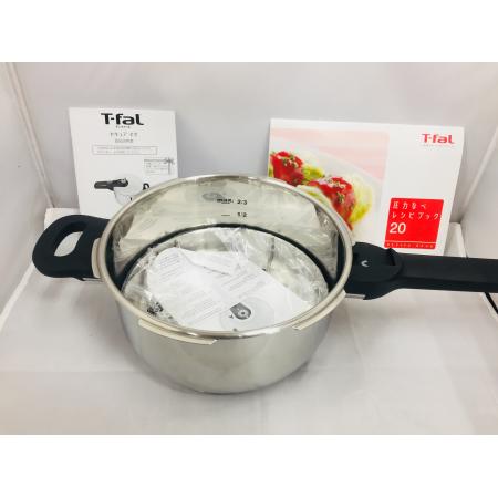 T-Fal 片手式圧力鍋 未使用品 PSCマーク(圧力鍋)有 未使用品の片手圧力鍋入荷！！