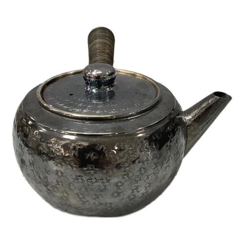 総文様急須(そうもようきゅうす)