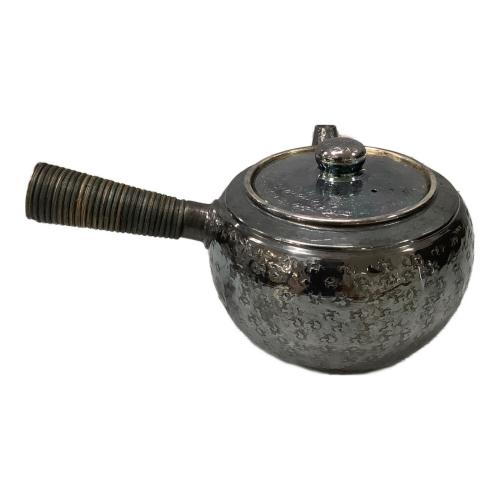 総文様急須(そうもようきゅうす)