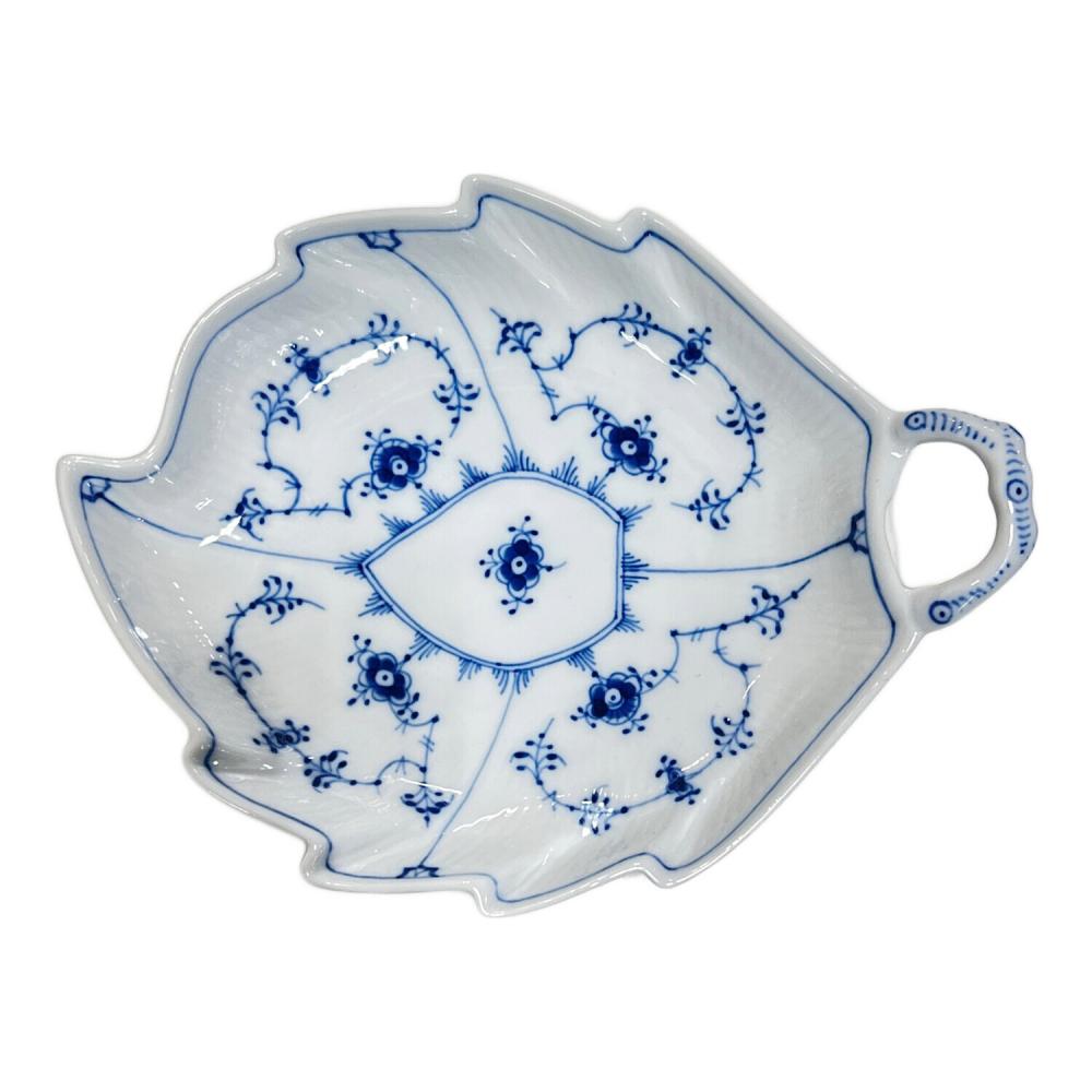 最終値下レア★ロイヤルコペンハーゲンブルーフルーテッドハーフレースリーフプレート ROYAL COPENHAGEN (ロイヤル・コペンハーゲン) リーフプレート ブルー