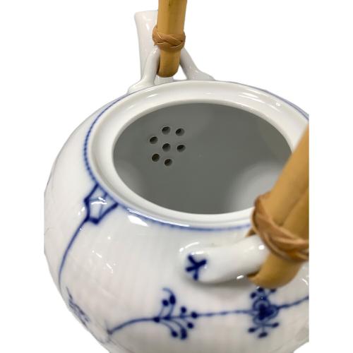 ROYAL COPENHAGEN (ロイヤル・コペンハーゲン) ティーポット ブルーフルーテッド・プレイン