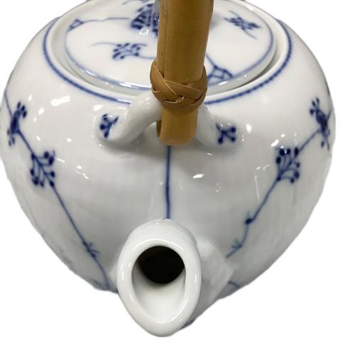 ROYAL COPENHAGEN (ロイヤル・コペンハーゲン) ティーポット ブルーフルーテッド・プレイン