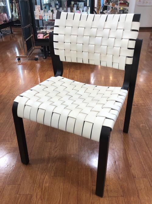 arflex (アルフレックス) チェア ブラック×ホワイト NT