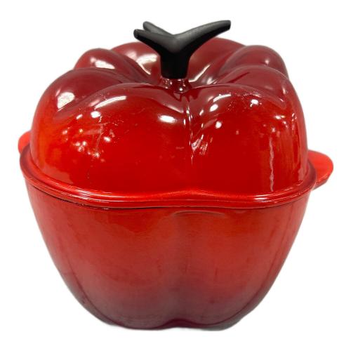 LE CREUSET (ルクルーゼ) ココット・ピーマン レッド