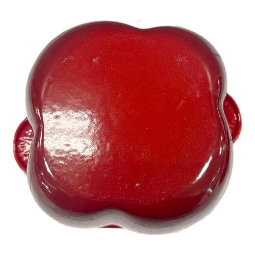 LE CREUSET (ルクルーゼ) ココット・ピーマン レッド