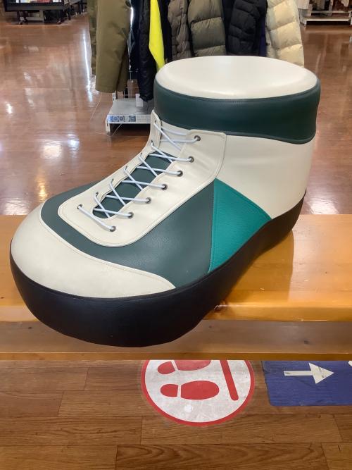 CHERRY(チェリー)ソファ スニーカー型