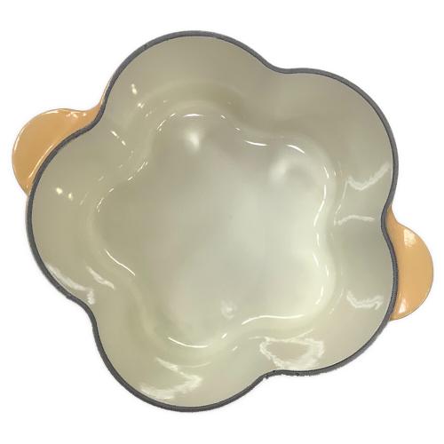 LE CREUSET (ルクルーゼ) 花型鍋 25034 SIZE 20cm オレンジ ココット・ロンド