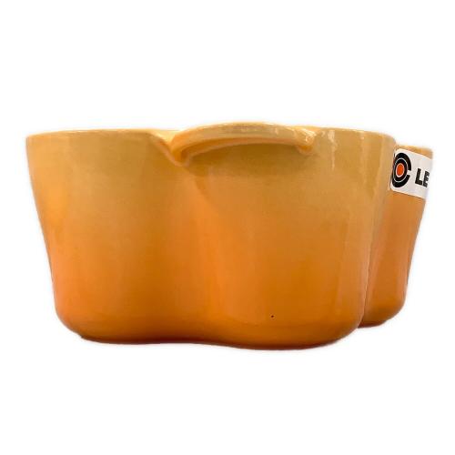 LE CREUSET (ルクルーゼ) 花型鍋 25034 SIZE 20cm オレンジ ココット・ロンド