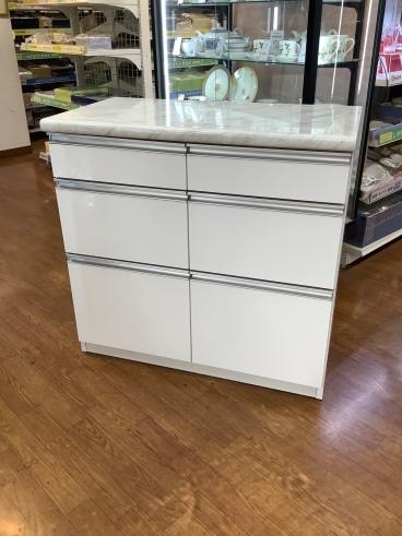 【リサイクルショップどりーむ天保山店】3210　レンジボード　食器棚　ニトリ　木目調　ホワイト　中古品　美品 リサイクルショップどりーむ天保山店】2290 レンジボード 食器棚