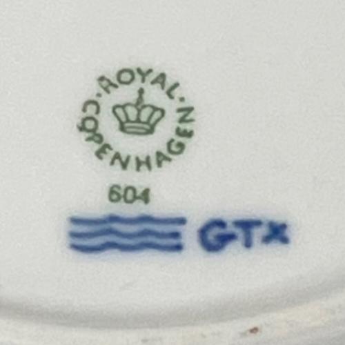 ROYAL COPENHAGEN (ロイヤル・コペンハーゲン) ディーププレート ブルーエレメンツ