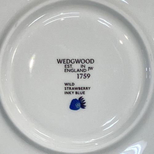 Wedgwood (ウェッジウッド) カップ&ソーサー ストロベリーインクブルー