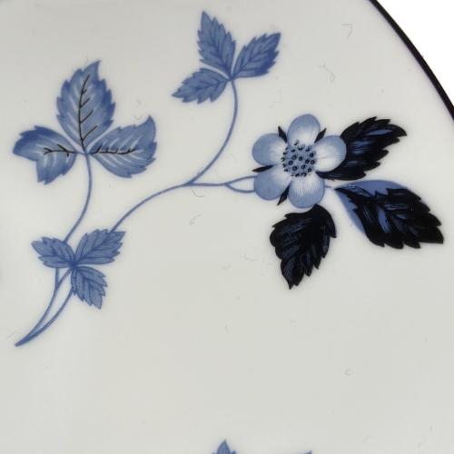 Wedgwood (ウェッジウッド) カップ&ソーサー ストロベリーインクブルー