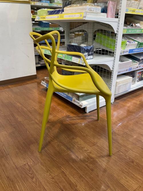 Kartell (カルテル) アームチェアー 153 イエロー MASTERS