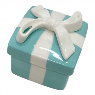 TIFFANY & Co. (ティファニー アンド コー) 陶器小物入れ プレゼント