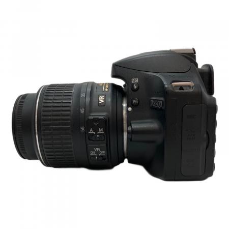 Nikon (ニコン) デジタル一眼レフカメラ D3200 レンズキット AF-S DX