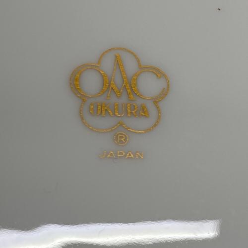 OKURA (オークラ) 金蝕牡丹花瓶 ホワイト×ゴールドカラー
