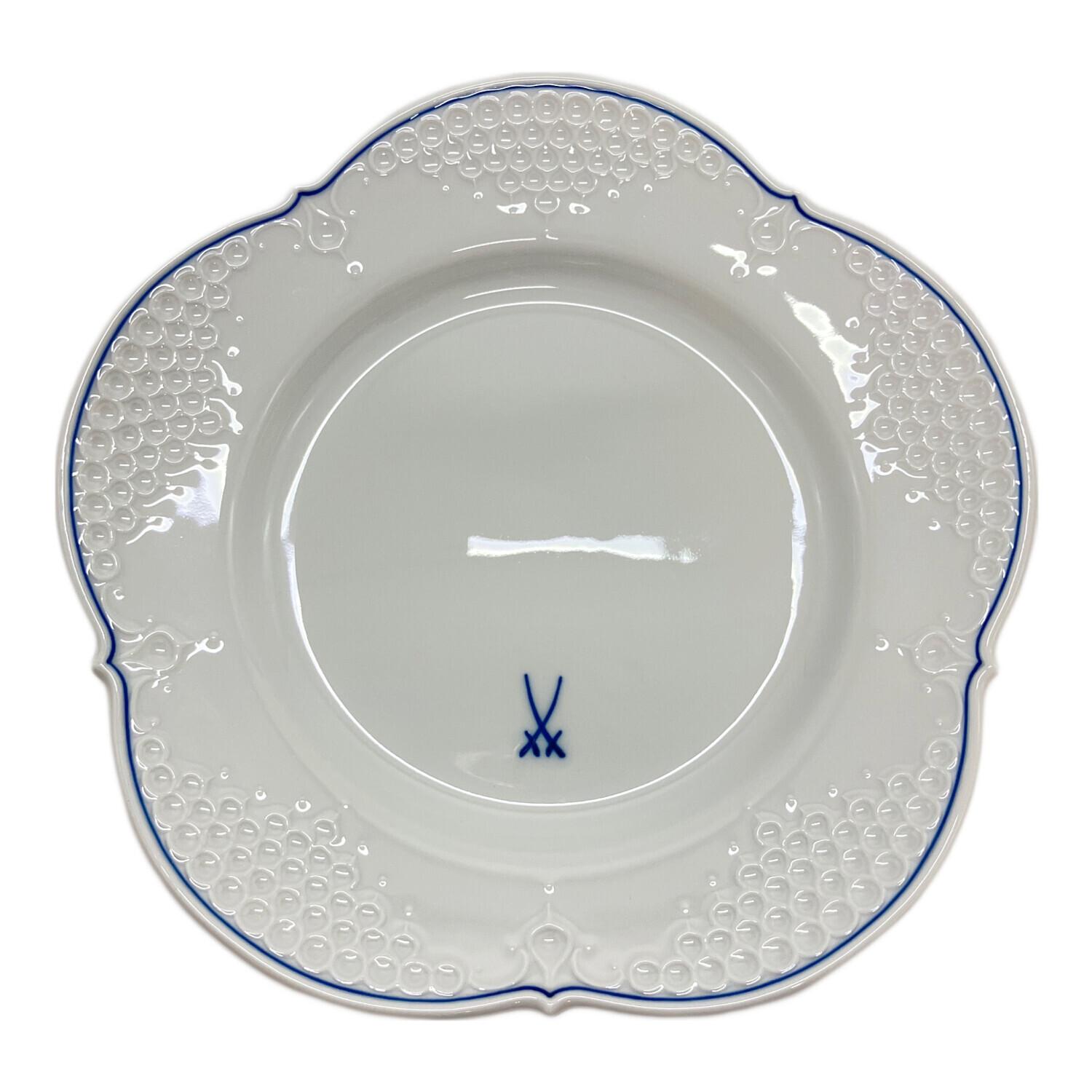 Meissen マイセン/※日本未発売 限定品 1級品 飾り皿　レリーフ　B Meissen (マイセン) プレート ホワイトレリーフ ブルーライン
