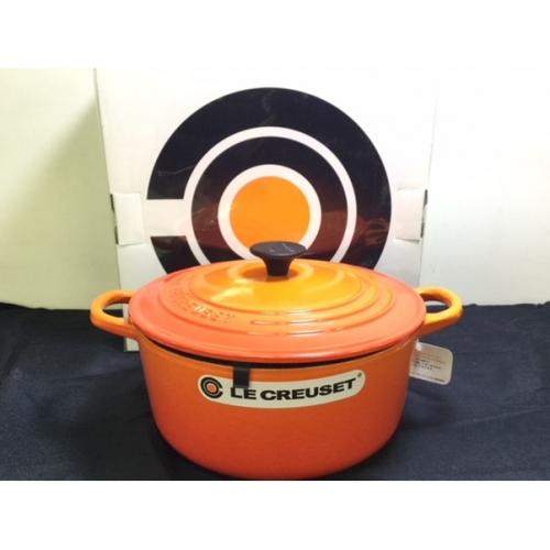LE CREUSET (ルクルーゼ) ココット・ロンド オレンジ 未使用品 ココット・ロンド22cm入荷！