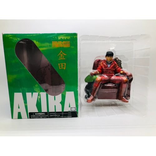 アキラ　フィギュア　金田