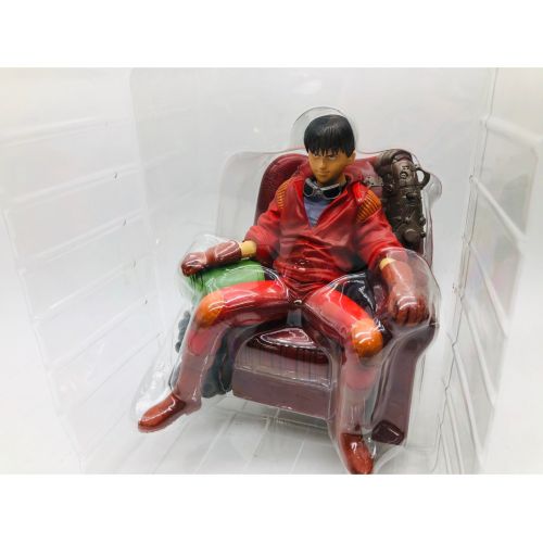 アキラ　フィギュア　金田