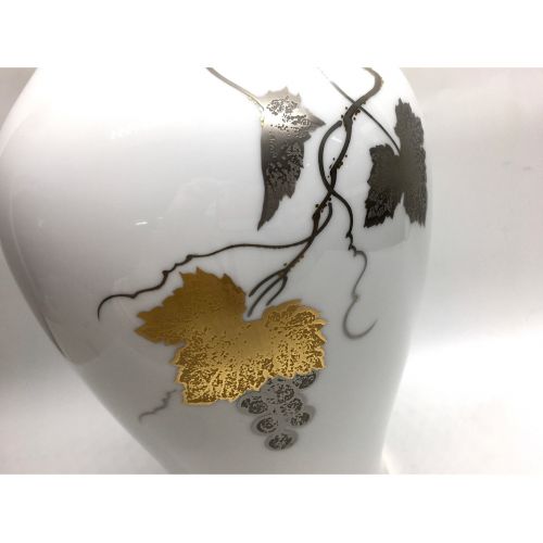 【USED】大倉陶園　金触　ブドウ　葡萄　花瓶　フラワーベース 大倉陶園 (オオクラトウエン) フラワーベース 金触ぶどう
