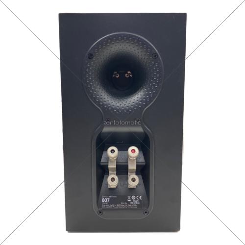 Bowers & Wilkins (バウワース＆ウィルキンス)607 S3