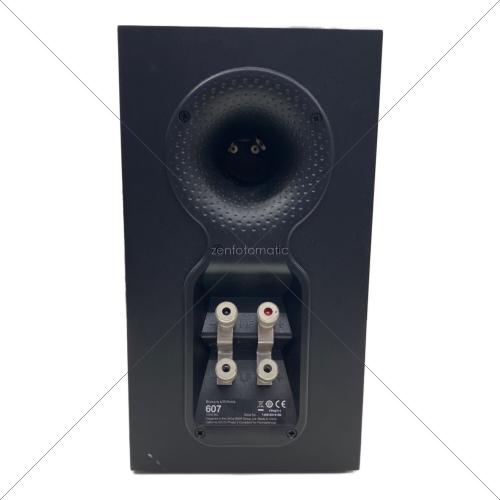 Bowers & Wilkins (バウワース＆ウィルキンス)607 S3