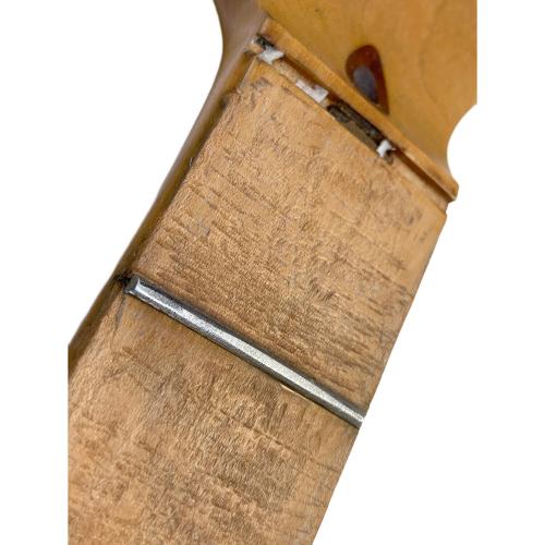 FENDER (フェンダー) エレキギターAmerican Standard Stratocaster 通電確認のみ 1987年製 EE103942　ｼﾞｬﾝｸ品