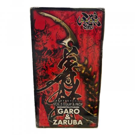 心滅獣身ガロ&魔導輪ザルバ ダメージVer. 牙狼-GARO- フィギュア 心滅獣身ガロ＆魔導輪ザルバ ダメージVer