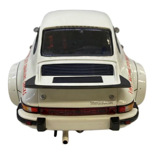 EXOTO(エグゾト) モデルカー 1/18 1976 Porsche 934 RSR(ホワイト)
