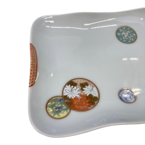 NANA 深川製寿赤絵 角銘々皿 5枚+角盛皿 NANA様専用 深川製寿赤絵 角銘々皿 5枚+角盛皿 - メルカリ