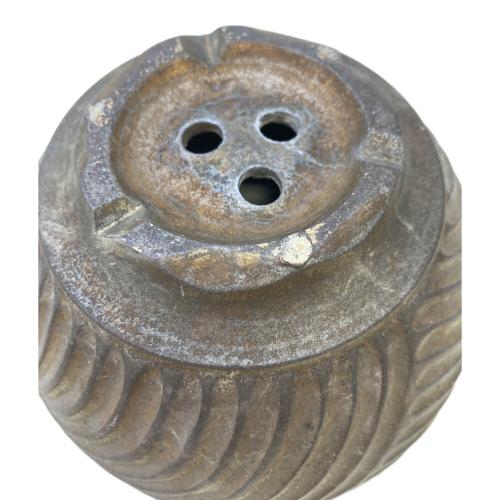 新里竜子 植木鉢