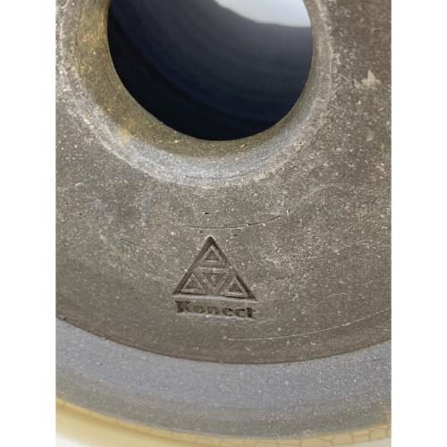 Konect 花瓶 DeeNas