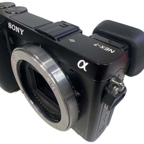 SONY (ソニー) デジタル一眼レフカメラ NEX-7 2470万画素(総画素) APS-C 23.5mm×15.6mm CMOS 専用電池 SDカード対応 標準：ISO100～16000 0740005