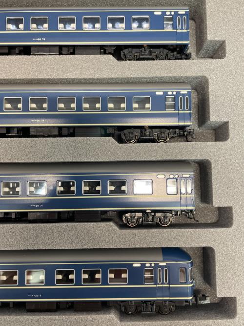 KATO カトー10-1141＋10-1142　20系寝台特急「さくら KATO (カトー) Nゲージ 10-1142 20系 寝台特急「さくら」佐世保編成 8