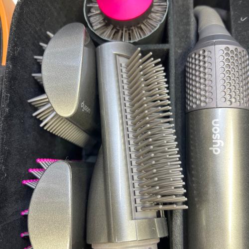 dyson (ダイソン) ヘアードライヤー HS01 動作確認済み