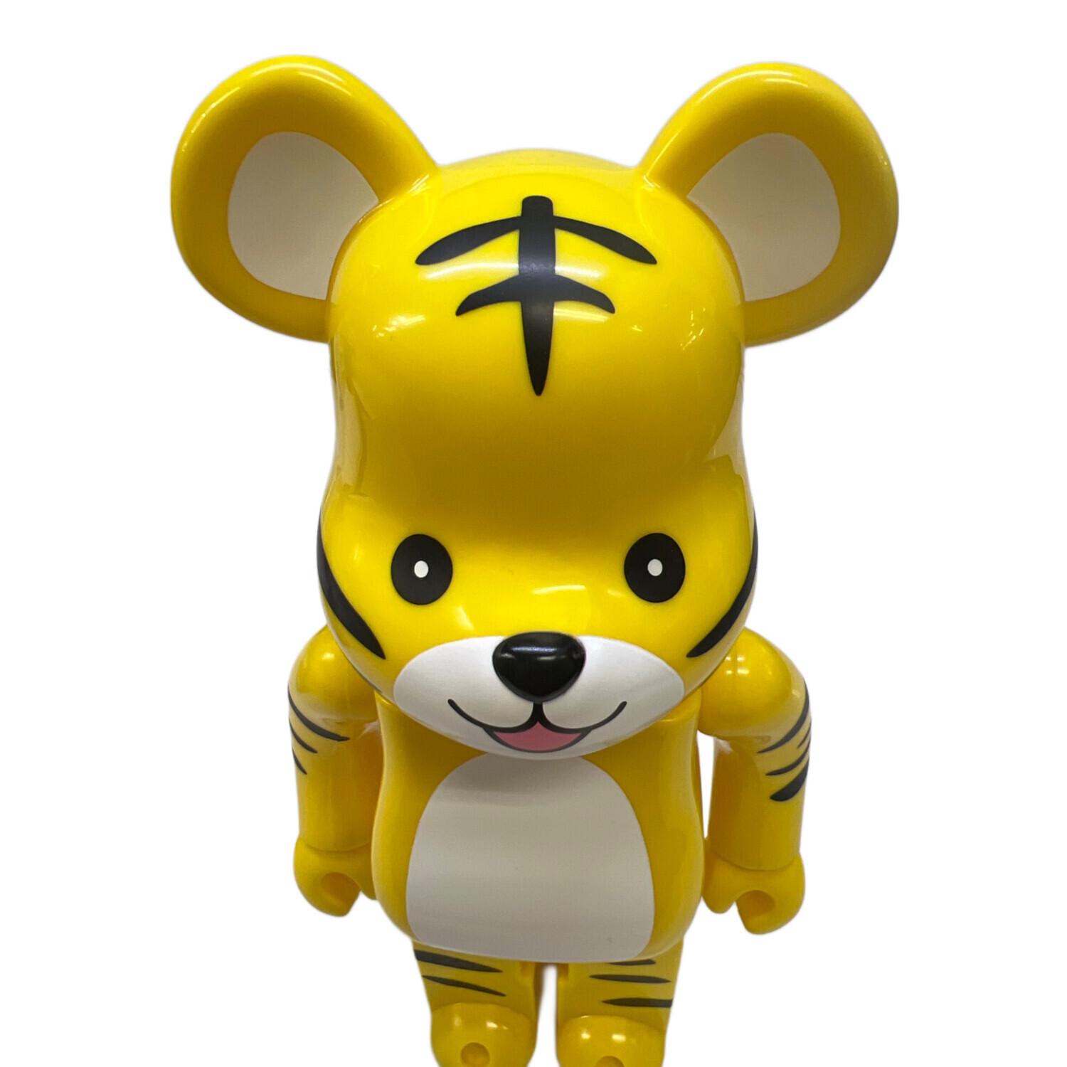 ベアブリック☆非売品☆伊勢丹☆ホッキョクグマ☆400% WILDSIDE × BE@RBRICK 牡丹 100% & 400%(FREE SIZE Black): BE@R BRICK