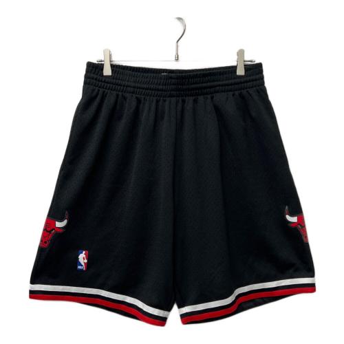 MITCHELL & NESS (ミッチェルアンドネス) ハーフパンツ  Chicago Bulls　メンズ SIZE L ブラック