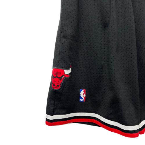 MITCHELL & NESS (ミッチェルアンドネス) ハーフパンツ  Chicago Bulls　メンズ SIZE L ブラック
